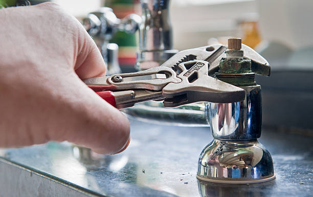Best 24/7 water damage repair  in Clyde, OH